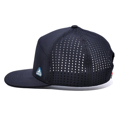 Đen 6 Panel Trucker Snapback Mũ cấu trúc Xây dựng Custom cao su Patch Logo Lưng 4 Panel lỗ laser
