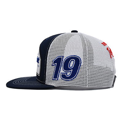 Thiết kế Profile Trucker Cap với Snapback nhựa và logo thêu