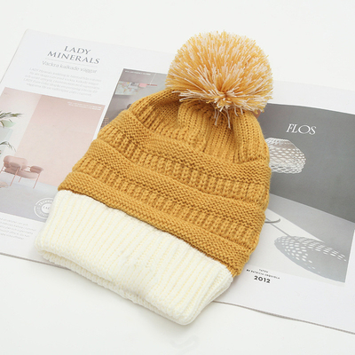 Mũ mùa thu mùa đông phù hợp đan đan Skully Thời trang ấm áp với Pompom Fur Pom Pom Pom Cho phụ nữ hai màu thời trang Beanie