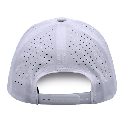 Mũ lưỡi trai thể thao hiệu suất Dad Hat 5 Panel cao su PVC logo lỗ cắt laser, màu trắng chống thấm nước chống tia UV
