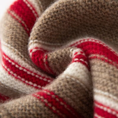 chất lượng cao áo khoác cashmere sườn sườn bán buôn áo khoác mùa đông mũ logo tùy chỉnh