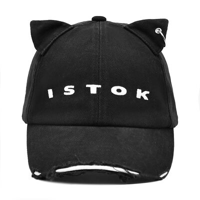 Cotton 6 Panel Baseball Cap bao gồm các đường may được củng cố và dây thắt có thể điều chỉnh