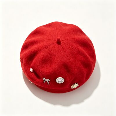 Red Wool Blend Beret với độ bền cao cho tất cả các mùa và kích thước tùy chỉnh