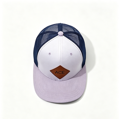 Mũ Trucker 6 bảng có khóa kéo bằng nhựa quai cotton và hình dạng được thiết kế để mang lại sự thoải mái và độ bền